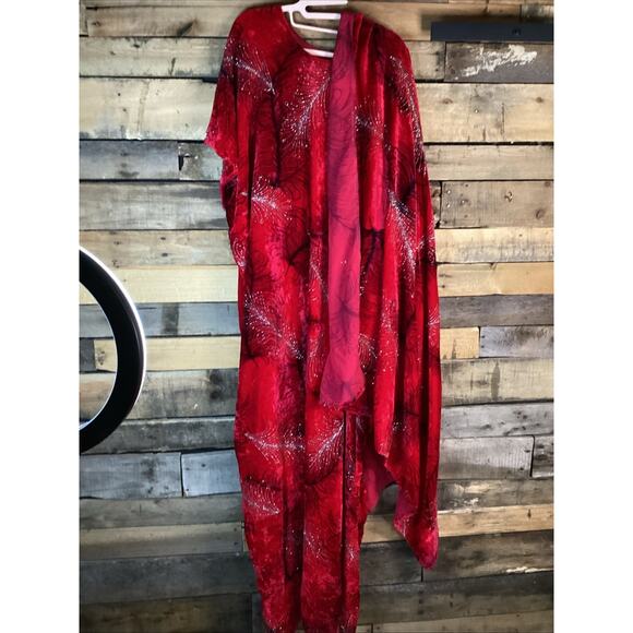 Women’s Red Black And Silver Feather Kaftan Set With Saree Velvet - Picture 2 of 4